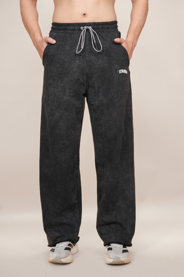 ESSENTIAL Baggy Trouser